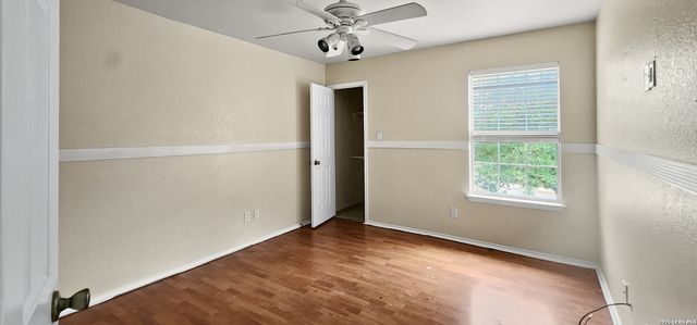 7927 Colonia, San Antonio, TX 78254