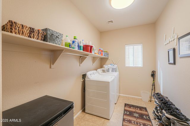 21696 N DIETZ Drive, Maricopa, AZ 85138