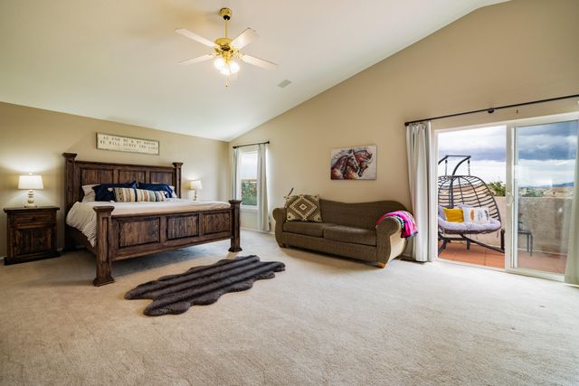 10440 Calle Hermosa Court NW, Albuquerque, NM 87114