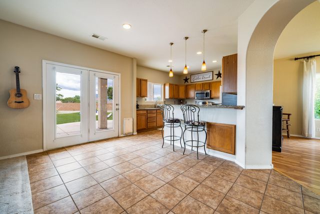 10440 Calle Hermosa Court NW, Albuquerque, NM 87114