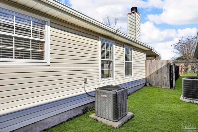 4031 Glenway Dr, Pensacola, FL 32526