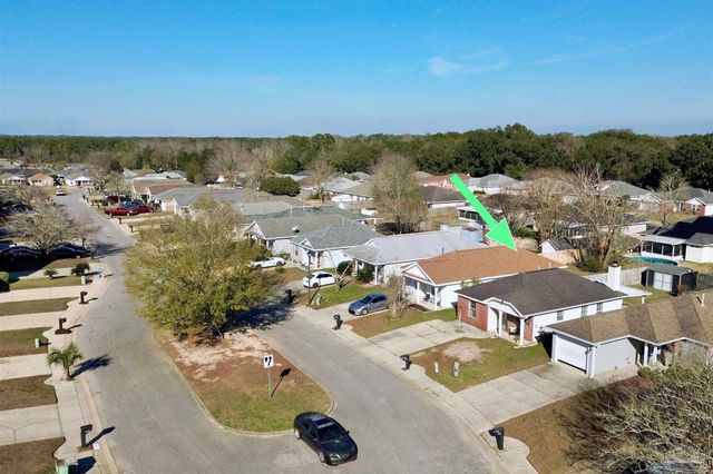 4031 Glenway Dr, Pensacola, FL 32526