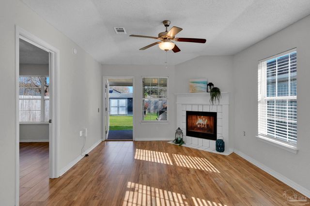 4031 Glenway Dr, Pensacola, FL 32526