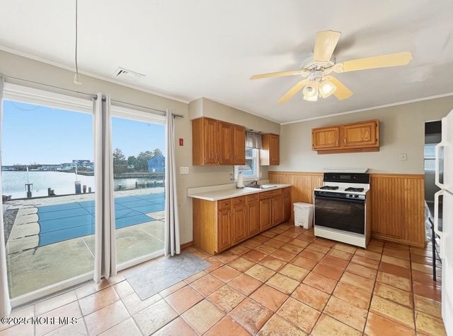 1345 Bay Avenue, Toms River, NJ 08753