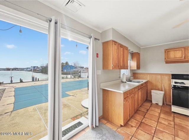 1345 Bay Avenue, Toms River, NJ 08753