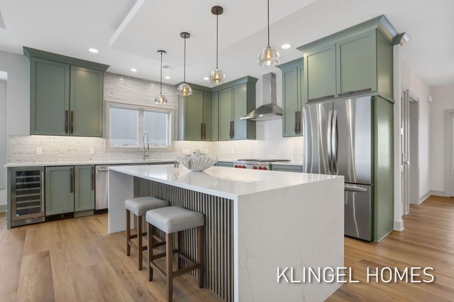 930 W Savidge Street 12, Spring Lake, MI 49456