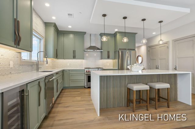 930 W Savidge Street 12, Spring Lake, MI 49456