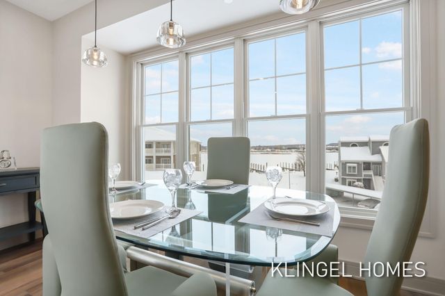 930 W Savidge Street 12, Spring Lake, MI 49456