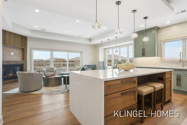 930 W Savidge Street 12, Spring Lake, MI 49456