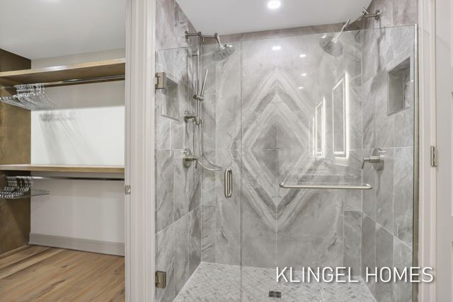 930 W Savidge Street 12, Spring Lake, MI 49456