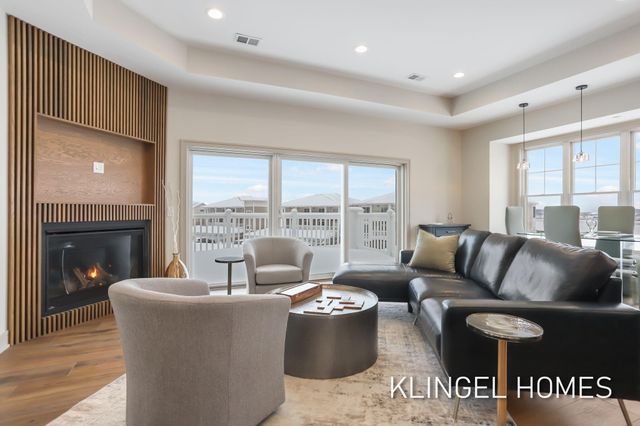 930 W Savidge Street 12, Spring Lake, MI 49456