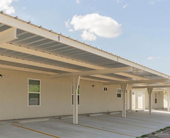 1040 N English Avenue 10, Edinburg, TX 78541