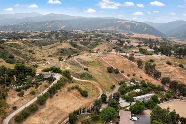 8305 Gambier, Corona, CA 92883