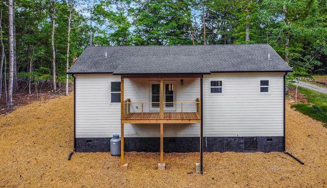 274 Medina Court, Ellijay, GA 30540