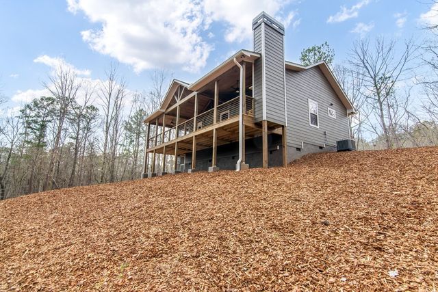 274 Medina Court, Ellijay, GA 30540
