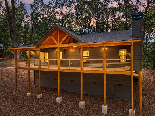 274 Medina Court, Ellijay, GA 30540