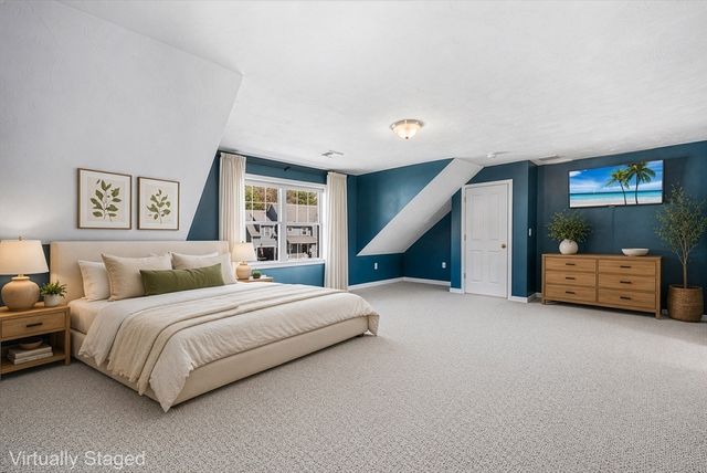 29 Saw Mill Ln, Rockland, MA 02370