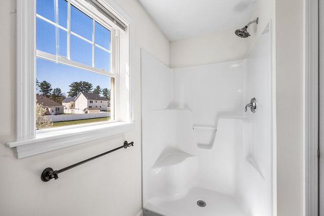 29 Saw Mill Ln, Rockland, MA 02370
