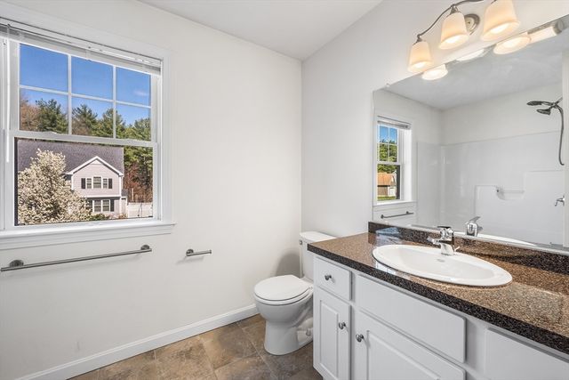 29 Saw Mill Ln, Rockland, MA 02370