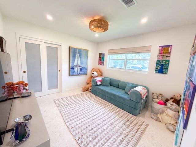 1584 Blue Water Terrace N, Lauderdale-By-The-Sea, Lauderdale By The Sea, FL 33062