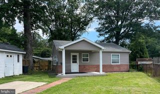 5 GLADIOLUS PL, Middle River, MD 21220