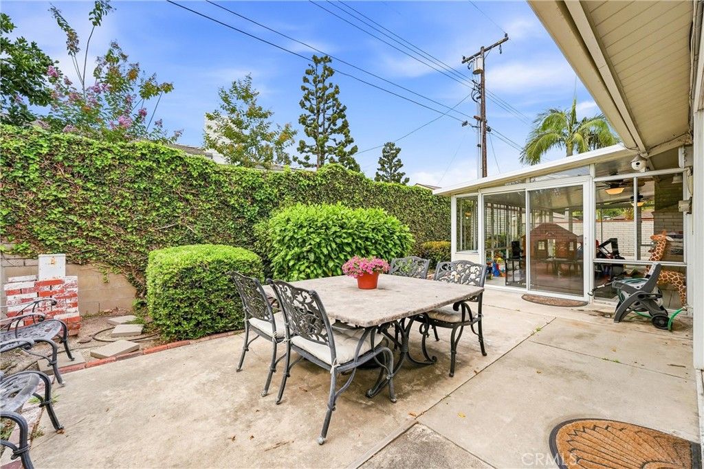 Image 30 of property listing at 17491 Norwood Park Place, Tustin, CA 92780