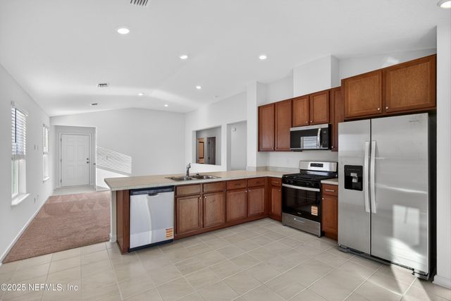 33 SOMERSET Avenue, Palm Coast, FL 32137