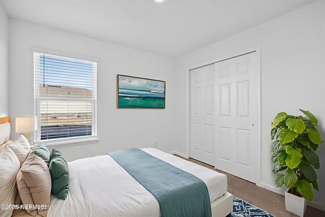 33 SOMERSET Avenue, Palm Coast, FL 32137