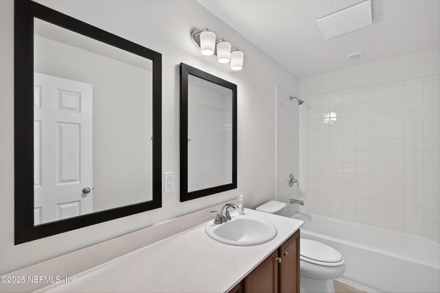 33 SOMERSET Avenue, Palm Coast, FL 32137