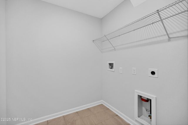 33 SOMERSET Avenue, Palm Coast, FL 32137