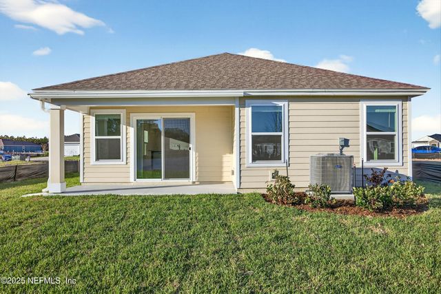 33 SOMERSET Avenue, Palm Coast, FL 32137