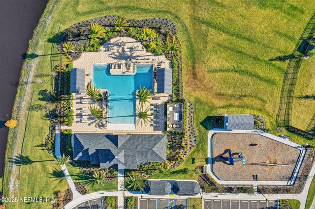 33 SOMERSET Avenue, Palm Coast, FL 32137