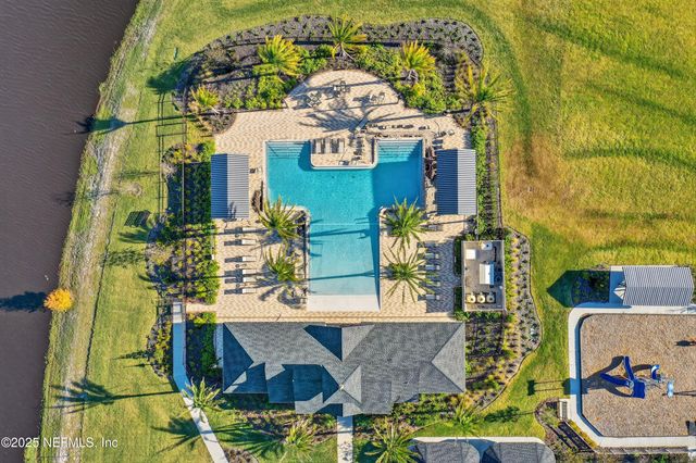 33 SOMERSET Avenue, Palm Coast, FL 32137