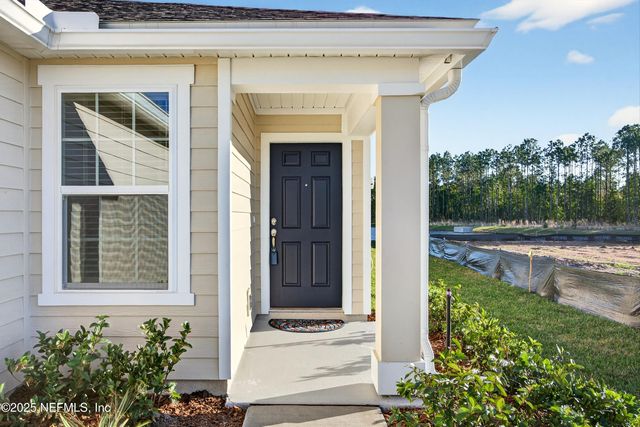 33 SOMERSET Avenue, Palm Coast, FL 32137