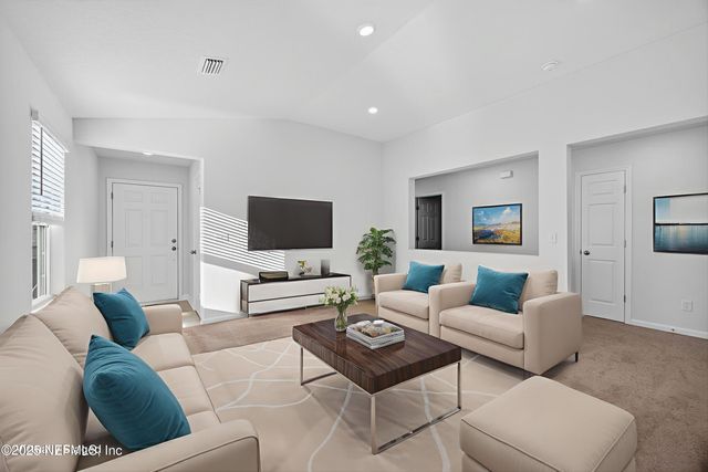 33 SOMERSET Avenue, Palm Coast, FL 32137