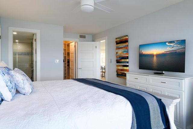 52 Yacht Club Drive 309, North Palm Beach, FL 33408