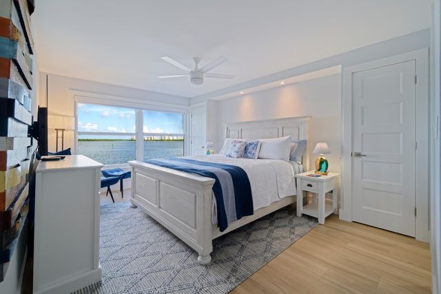 52 Yacht Club Drive 309, North Palm Beach, FL 33408