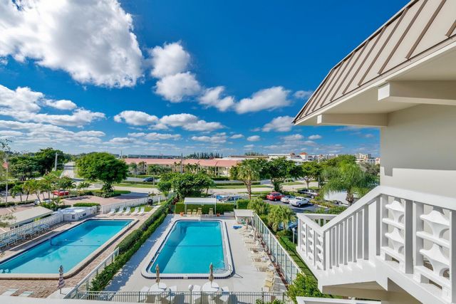 52 Yacht Club Drive 309, North Palm Beach, FL 33408
