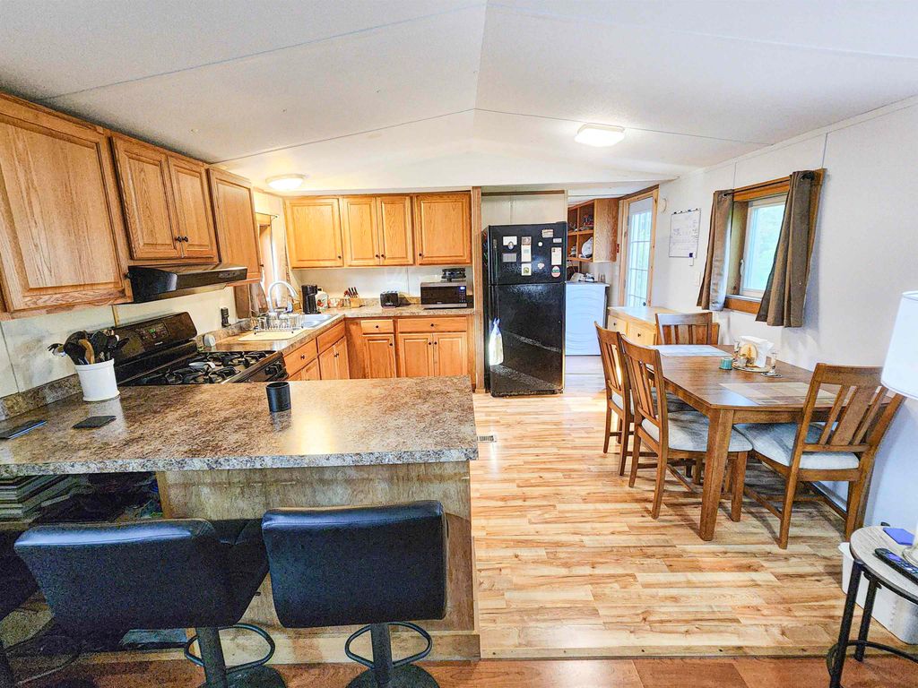 10 Addison Drive, Berlin, VT 05602