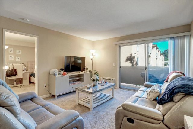 6955 Alvarado Rd 61, San Diego, CA 92120