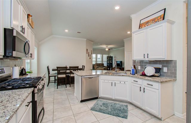 9014 Emerald Cane Drive, Missouri City, TX 77459