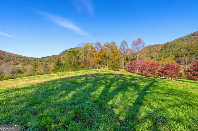 230 Majors Lane, Rabun Gap, GA 30568