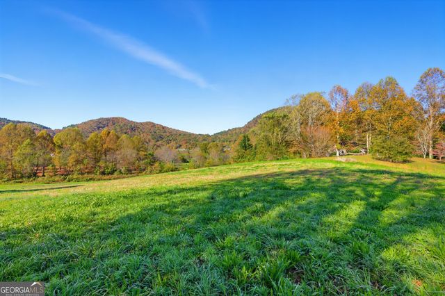 230 Majors Lane, Rabun Gap, GA 30568