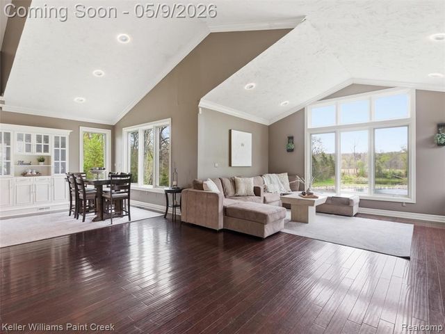 3450 S Ortonville Road, Clarkston, MI 48348