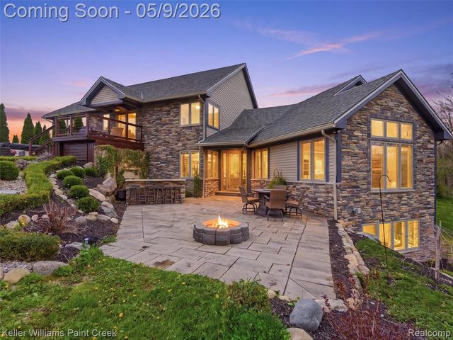 3450 S Ortonville Road, Clarkston, MI 48348
