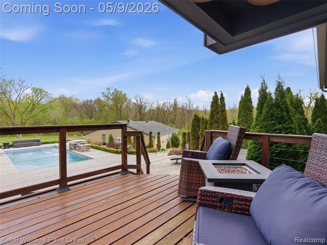 3450 S Ortonville Road, Clarkston, MI 48348