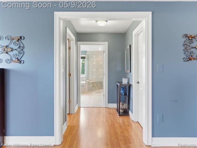 3450 S Ortonville Road, Clarkston, MI 48348
