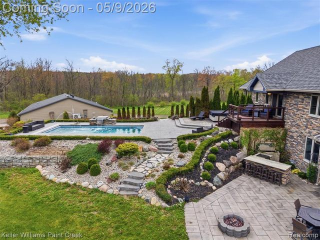 3450 S Ortonville Road, Clarkston, MI 48348