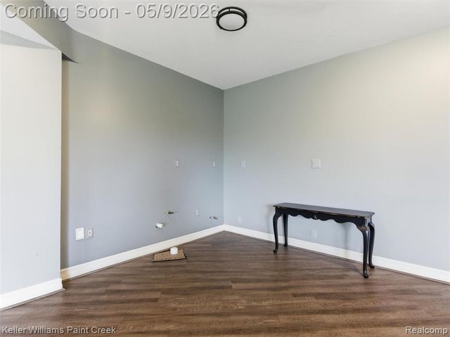3450 S Ortonville Road, Clarkston, MI 48348