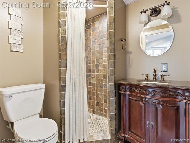 3450 S Ortonville Road, Clarkston, MI 48348